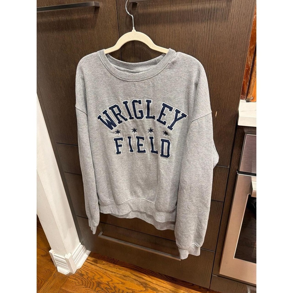 ThirtyFive55 Wrigley Field Grey / Navy Flock Crewneck Sweatshirt xL